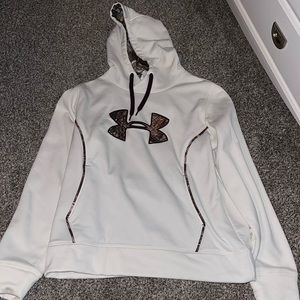 Under armor camo hoodie